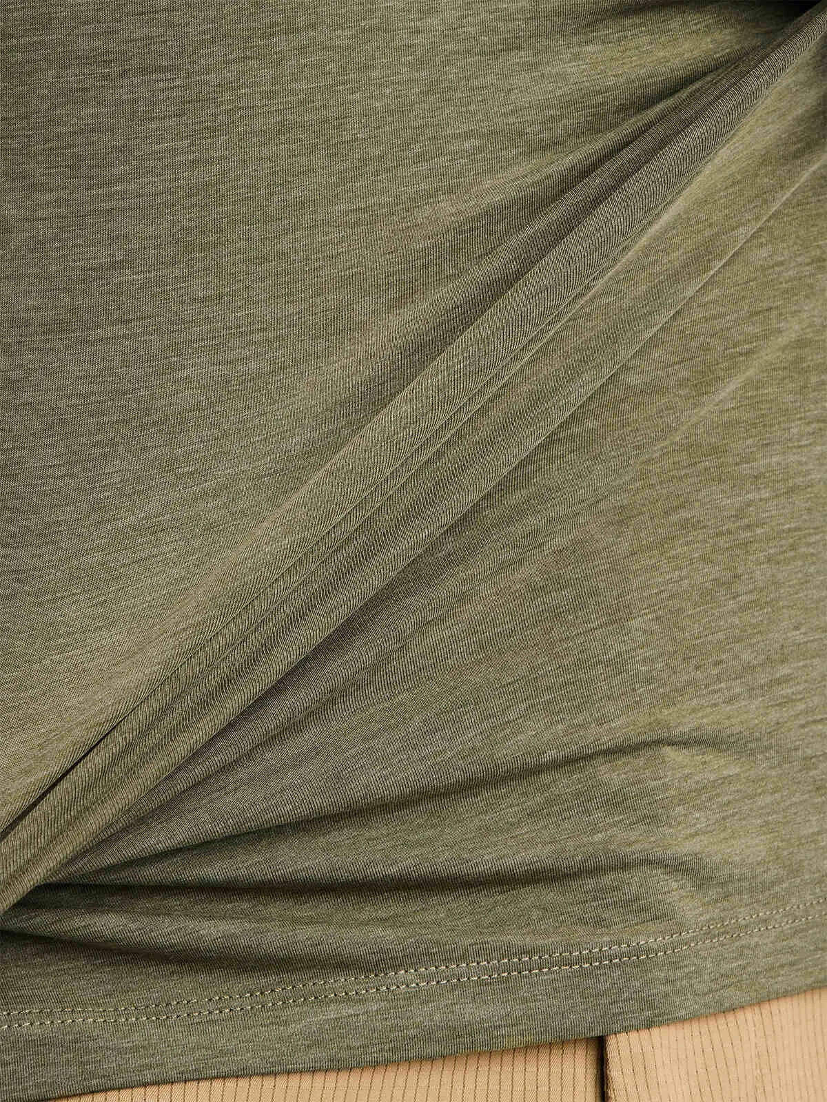 Basis Tee