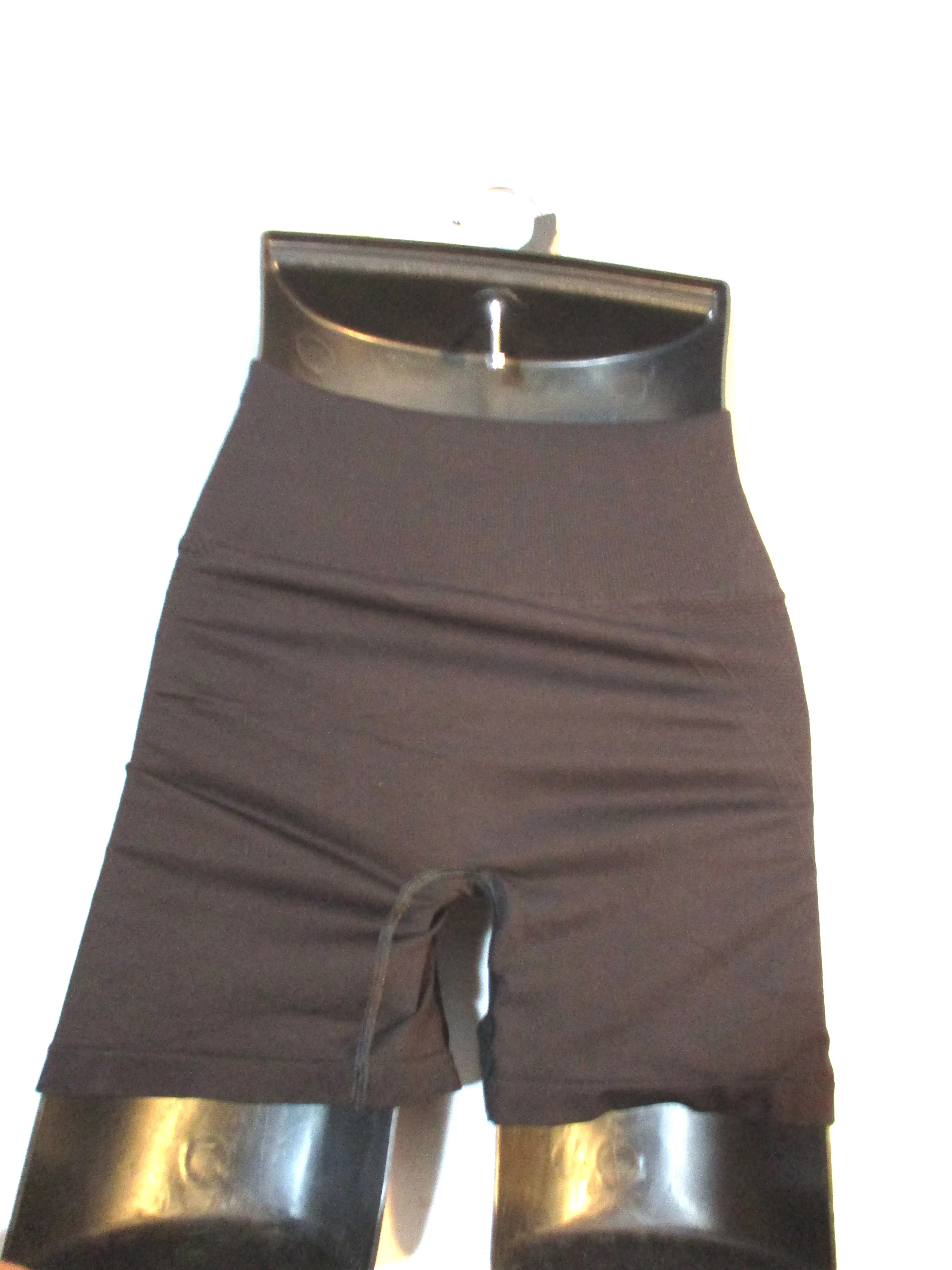 NWT NEW LUCAS HUGH TECHNICAL KNIT SHORTS L BLACK Running