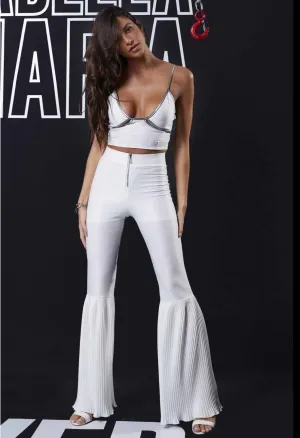 PANTALON BLANCO CON CIERRE Y PIERNAS ANCHAS