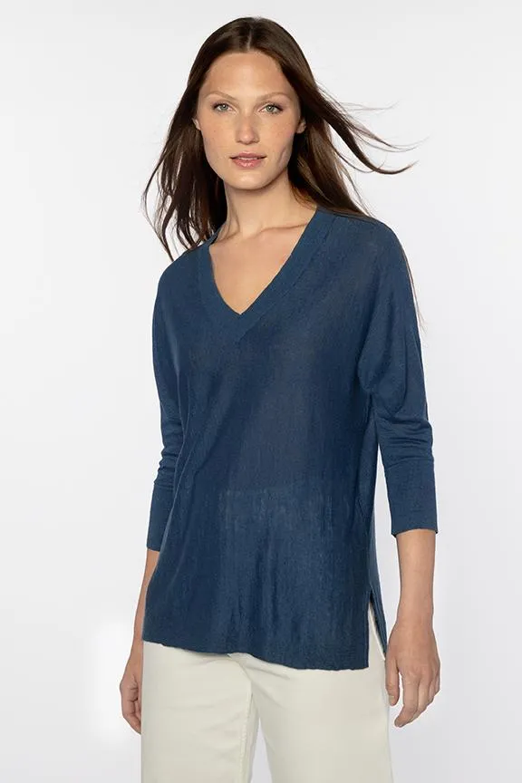 Three Quarter Sleeve Easy Vee