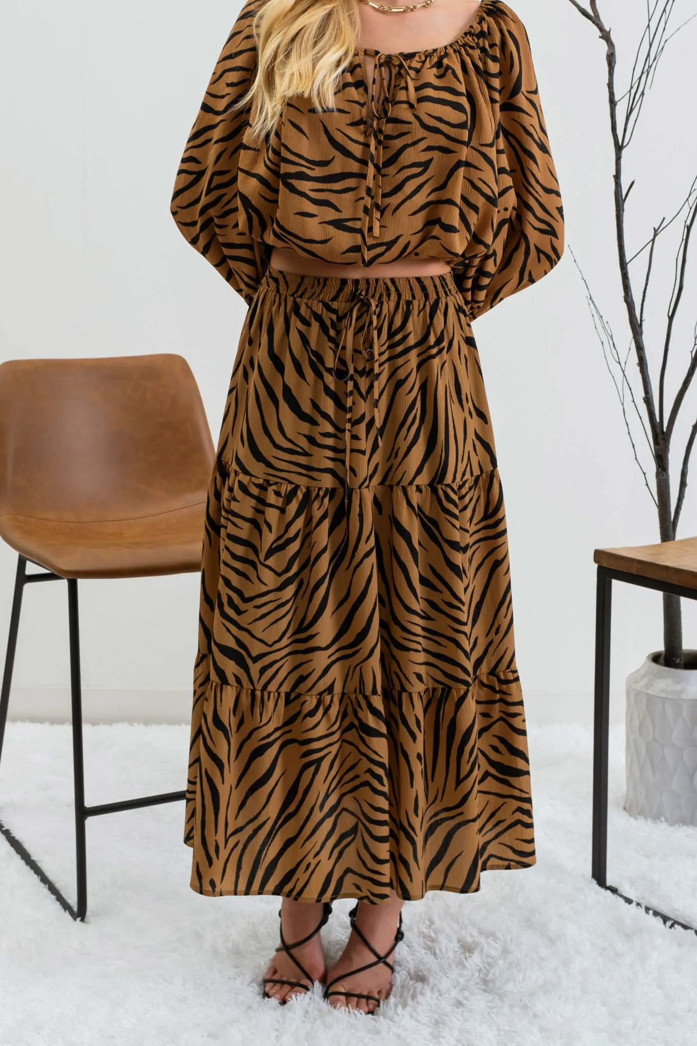TIGER PRINT TIERED MIDI SKIRT