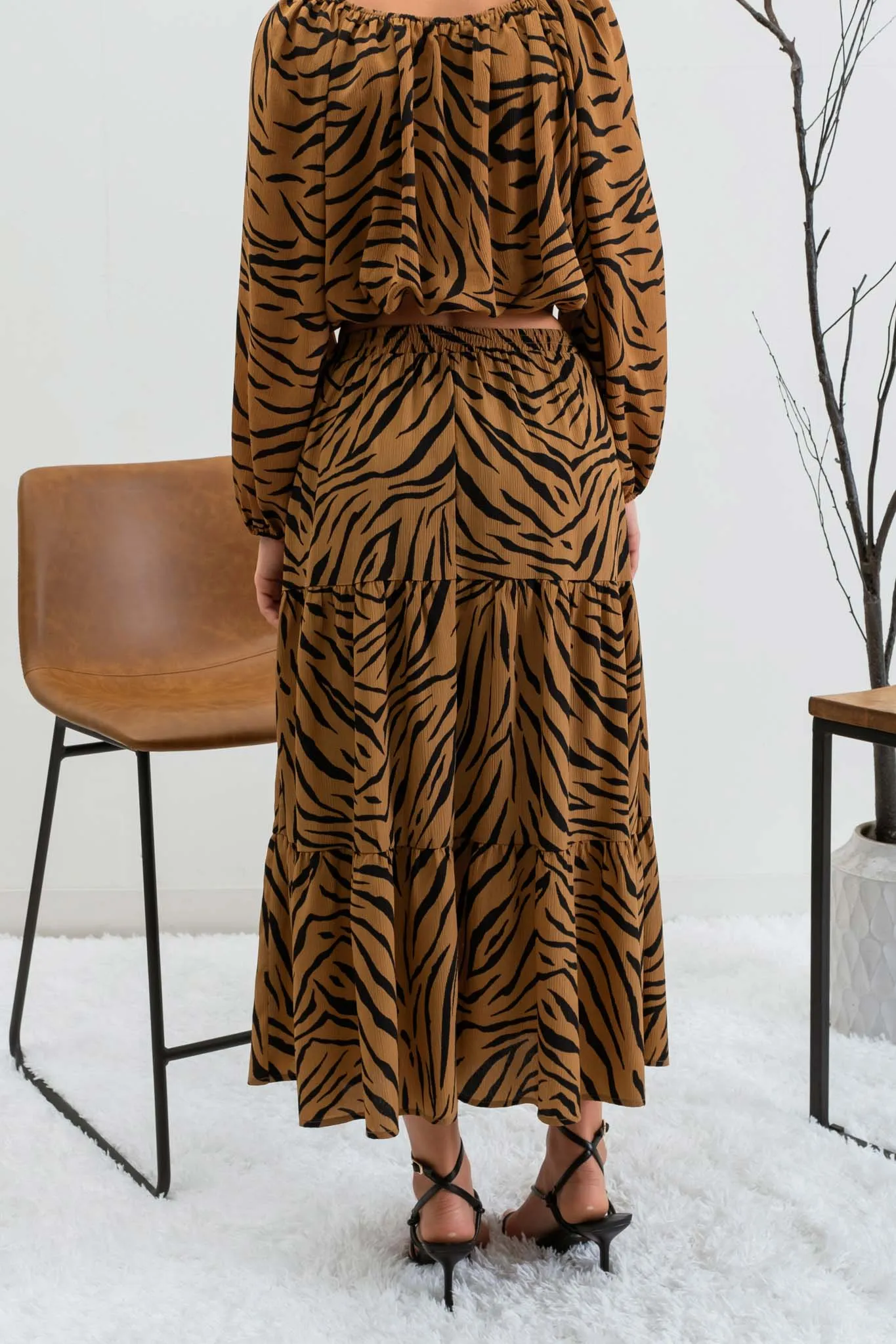 TIGER PRINT TIERED MIDI SKIRT