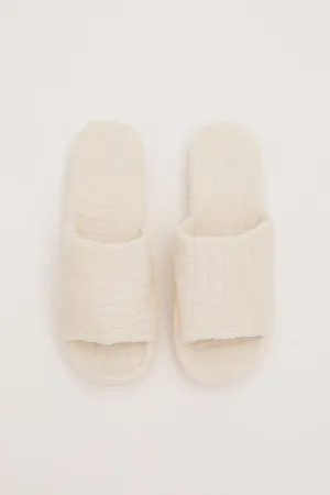 White Corduroy Detail Slippers