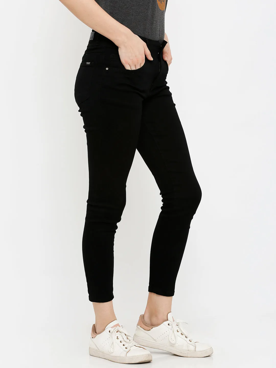 Women Black High-Rise Skinny Jeans